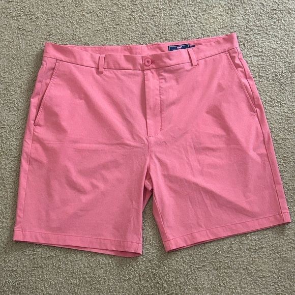 Vineyard Vines Other - Vineyard Vines Breaker 9” Shorts Performance Golf Pink Coral Men’s Size 40